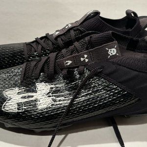 Barely Used Under Armour Size 10.5 Cleats